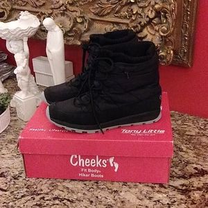 0313 Cheeks Fit Body Ankle Sneaker Boots